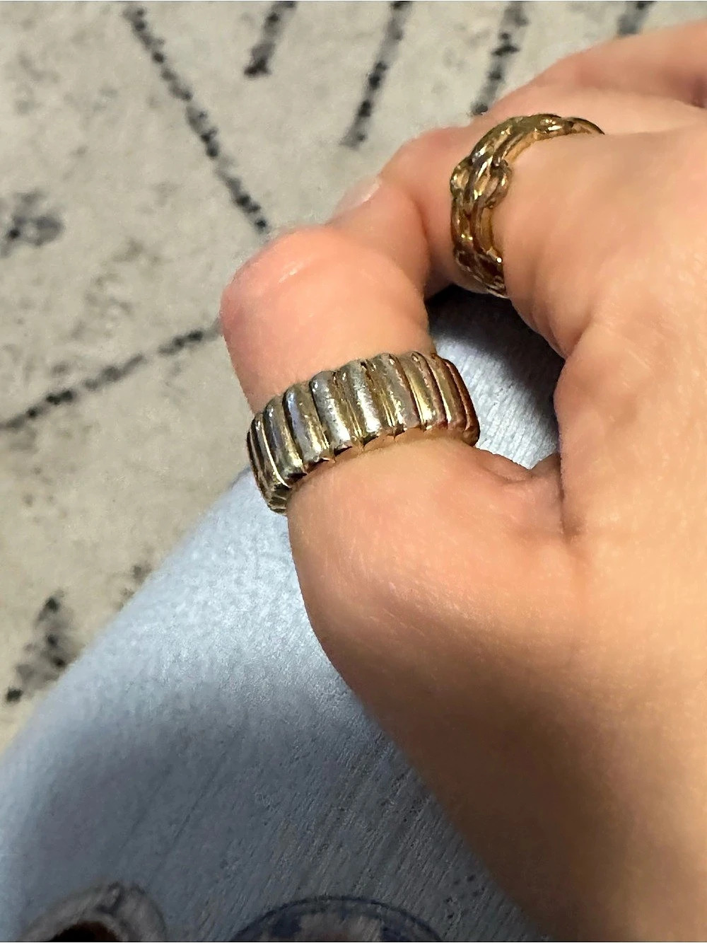 Mejuri CHARLOTTE BOLD RING